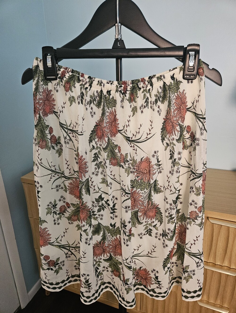 Max Studio Silky Skirt